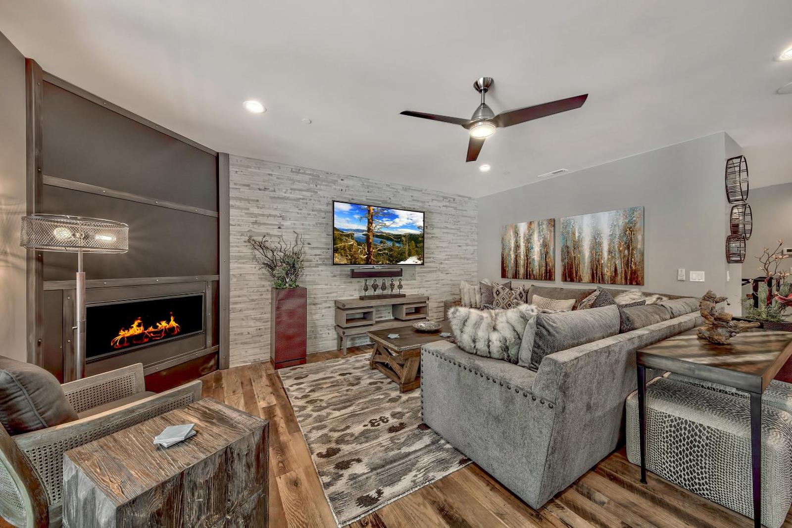 Luxurious 4 Bedroom Home Next To Heavenly Village Townhouse Main image 2